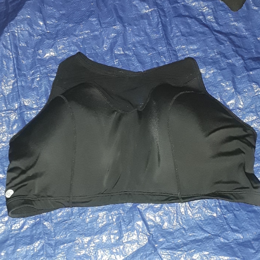 Plus size mesh sports bra  44 DDD fits like 42